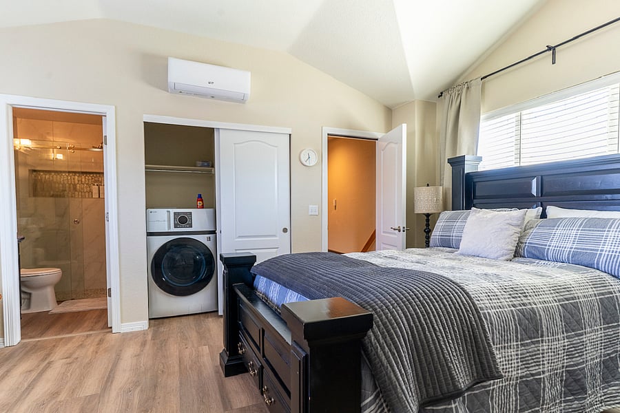Everything you need with Private Entrance