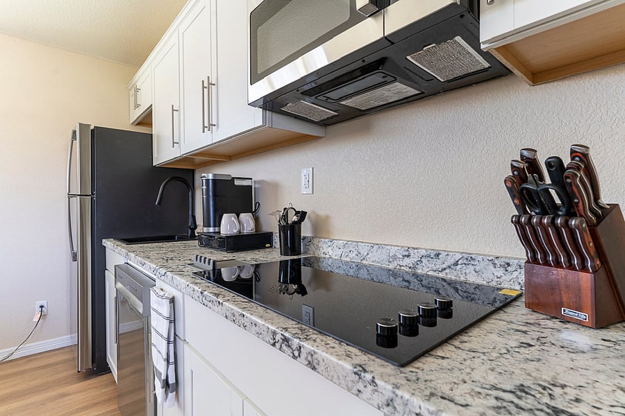 Fully Stocked Kitchen