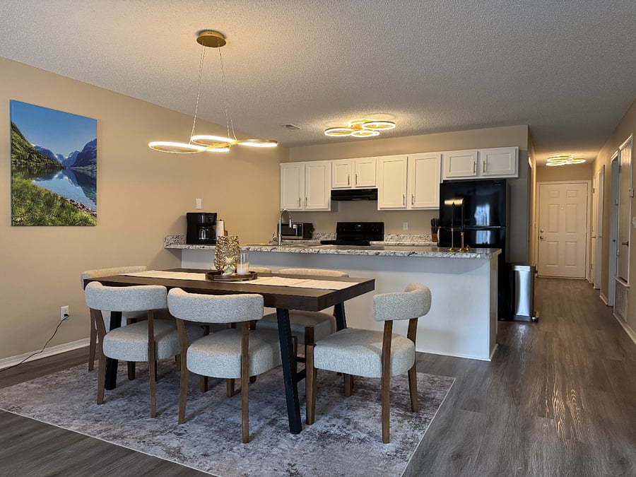 Kitchen/dining area