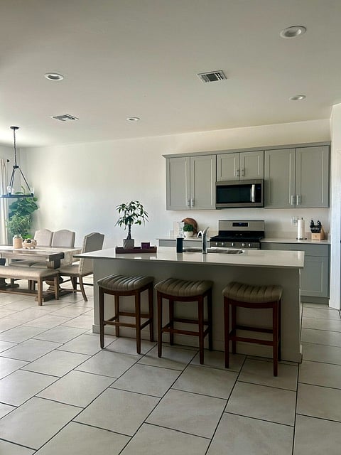 Furnished Finder property 947187_1 photo 12