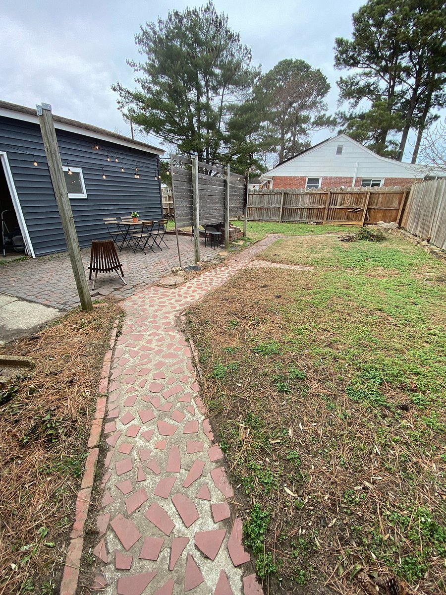 Patio area and a Fenced in yard - our German Shepherd loved this yard and it kept him contained perfectly. 
