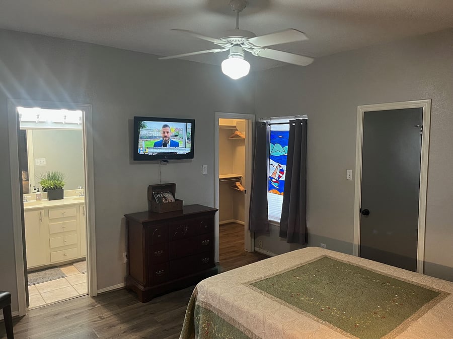 Primary Suite (entry view)