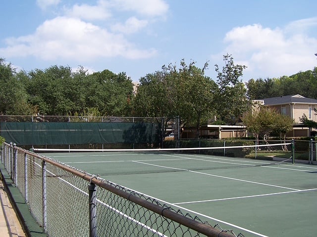 Beringwood Tennis Court