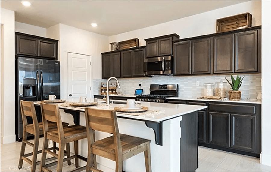 Open kitchen