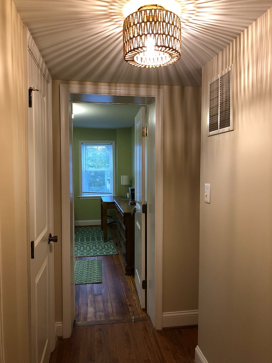long hall separates front from back room for extra privacy. no rooms share a wall