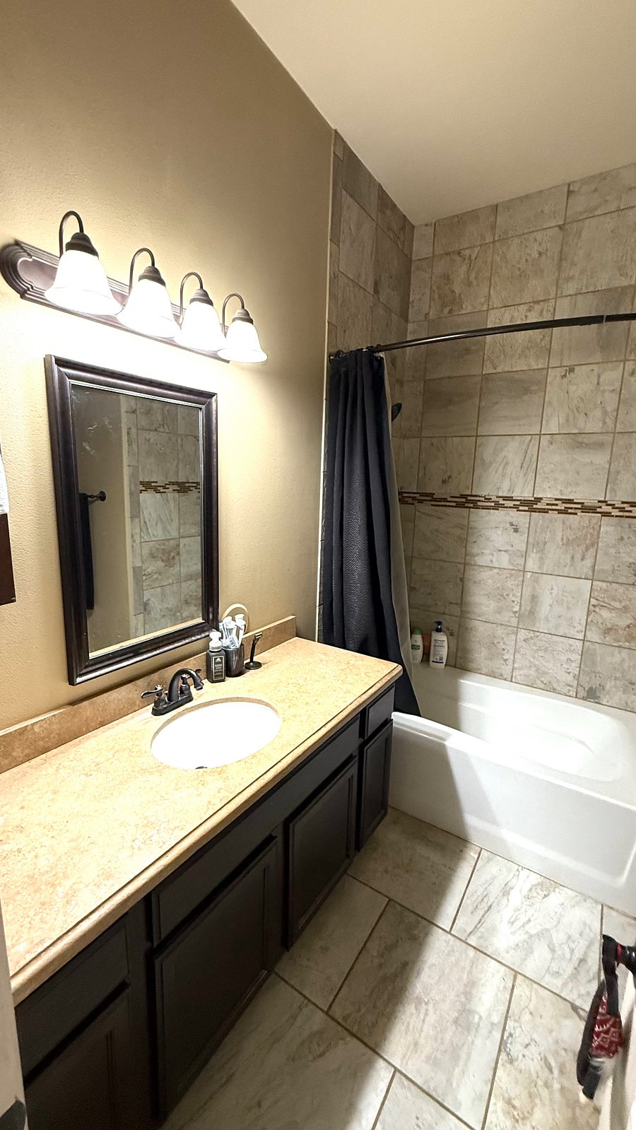 Furnished Finder property 947389_1 photo 38