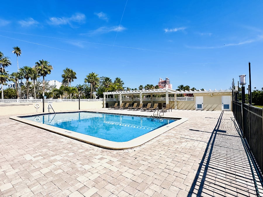 Furnished Finder property 947475_1 photo 14