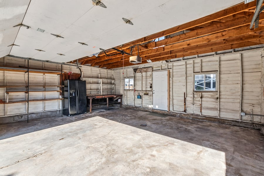  Single Family Home
 3 bed/2 bath/2 car garage + carport