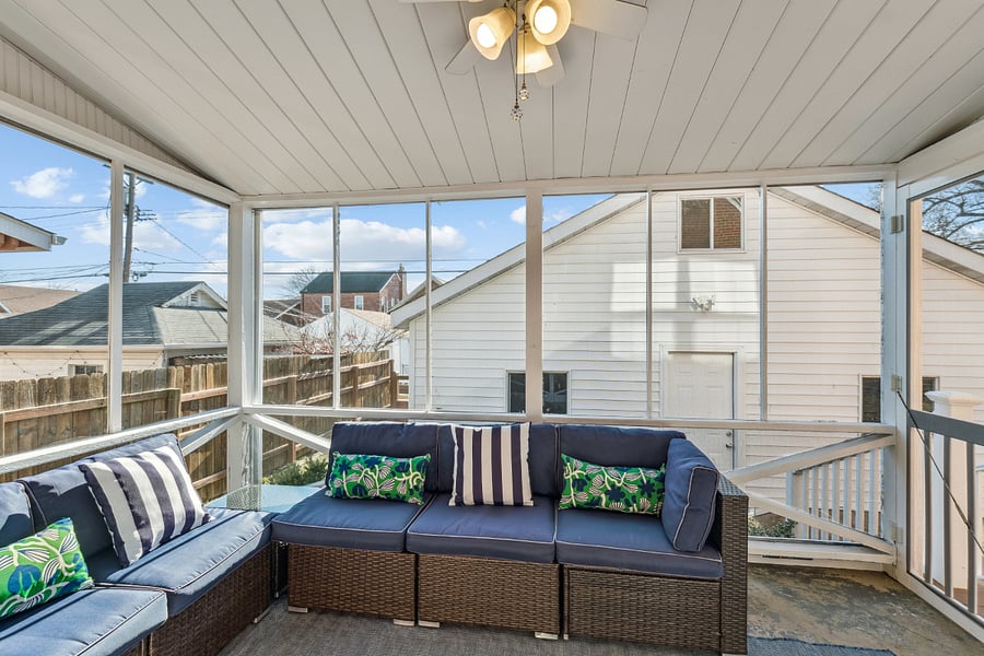  Sunroom