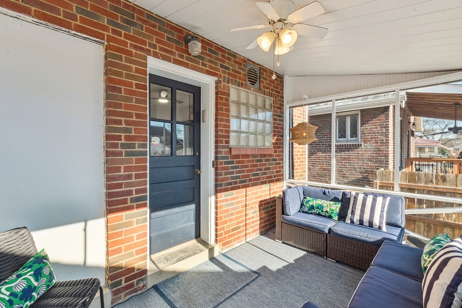  Sunroom