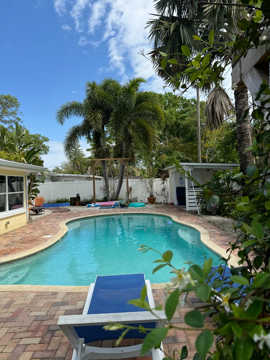 Furnished Finder property 947581_1 photo 15