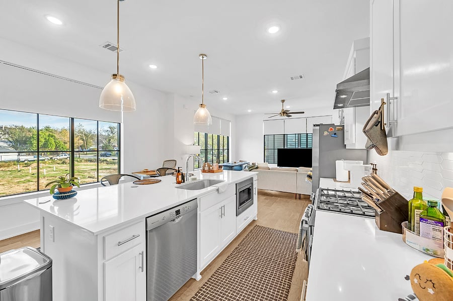 Kitchen, 2nd floor