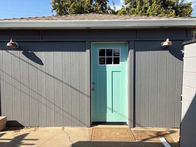 Entry to cottage
