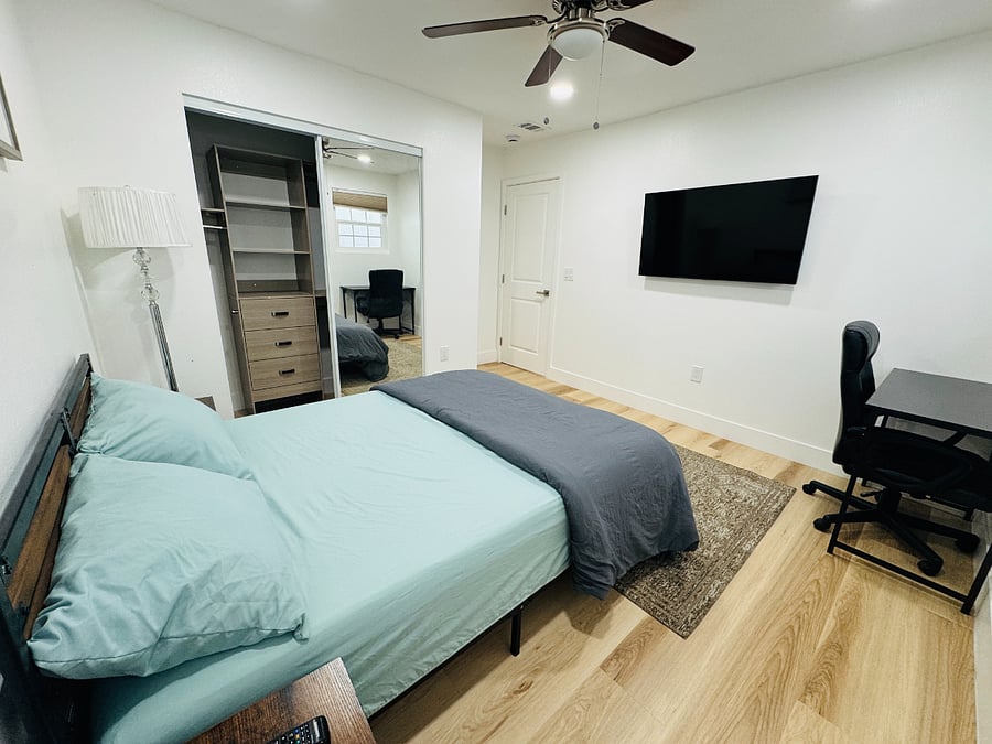 Bedroom 2 - desk, TV and customized closet