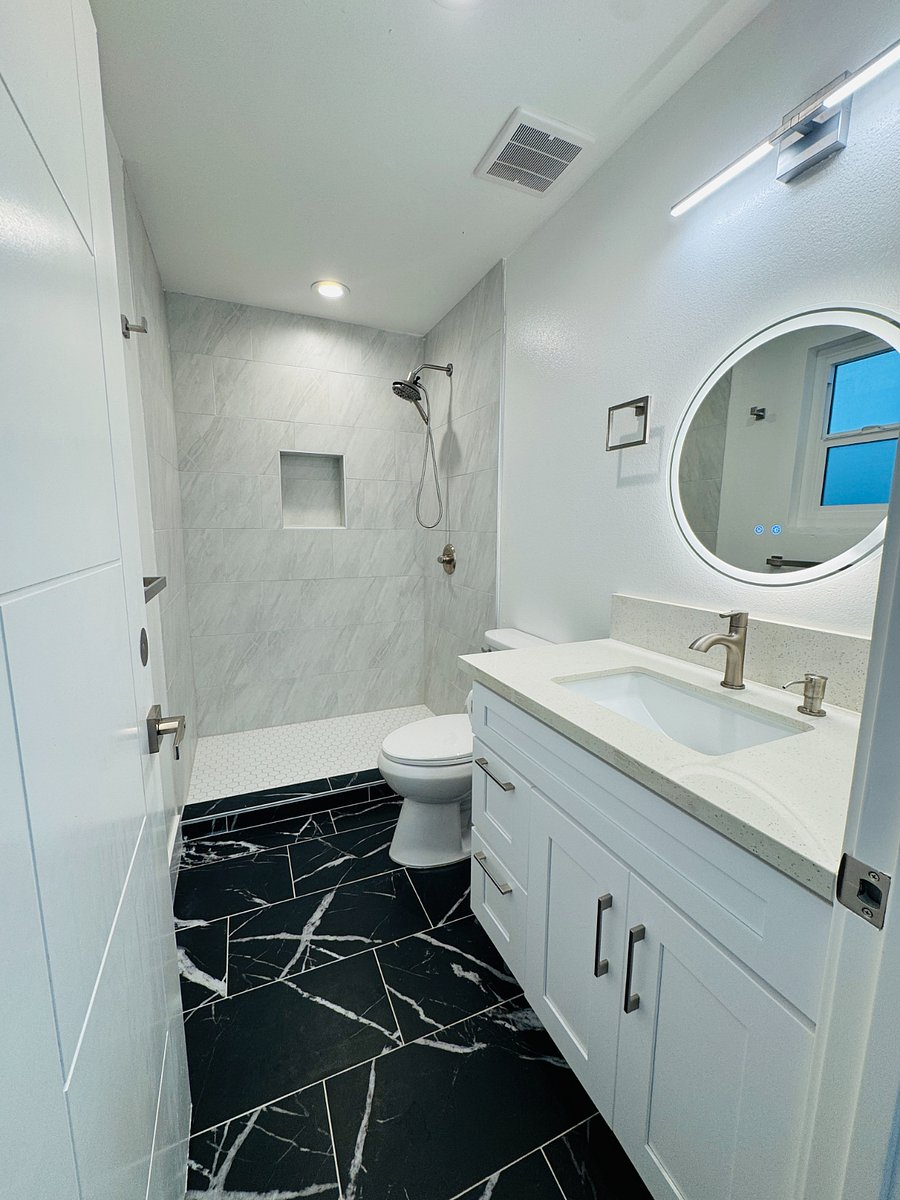 Master bath.