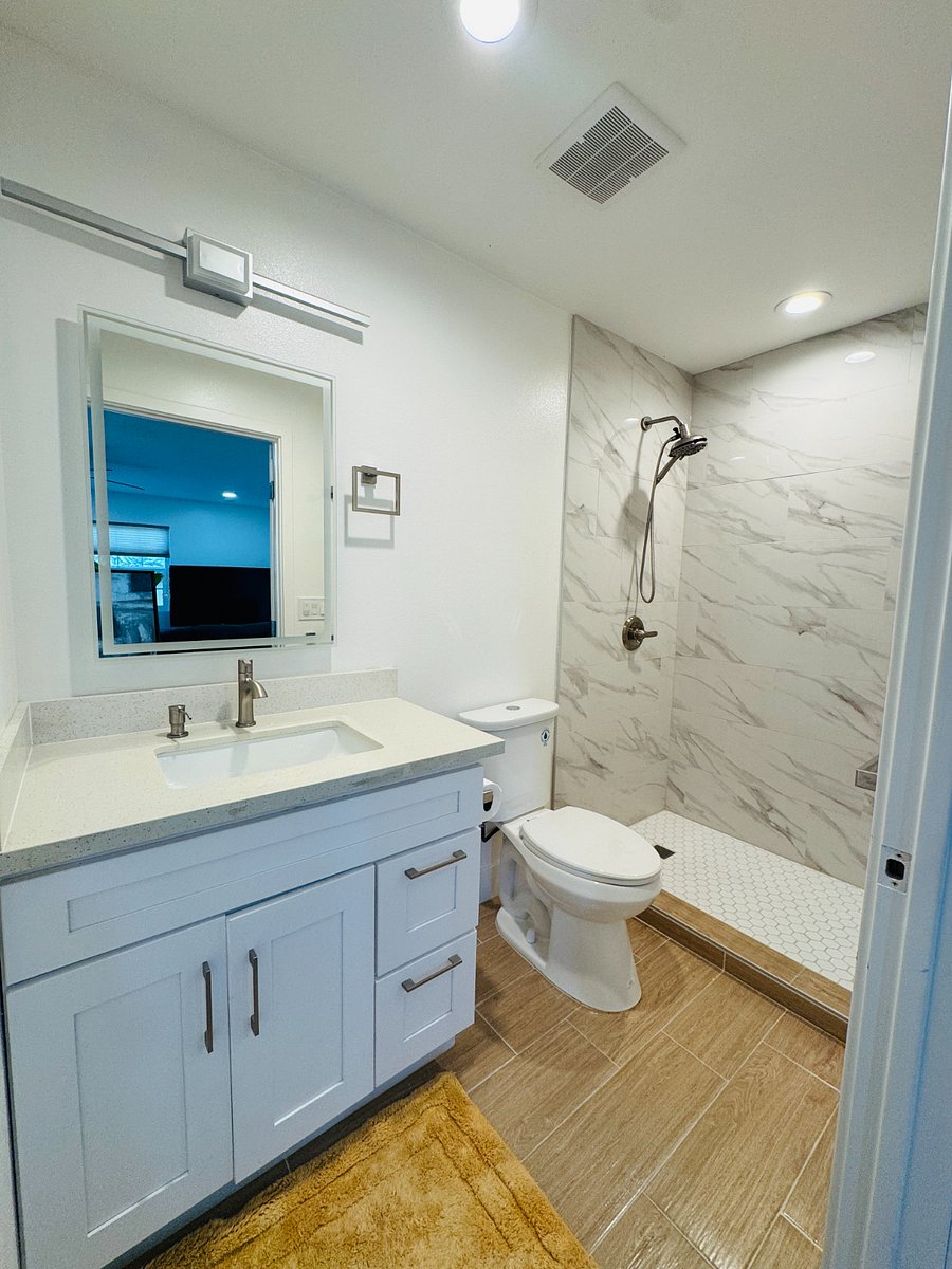 bathroom 1 for bedroom 1 & 2.