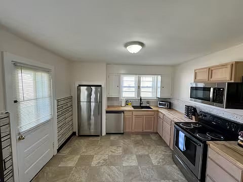 Furnished Finder property 947858_1 photo 9
