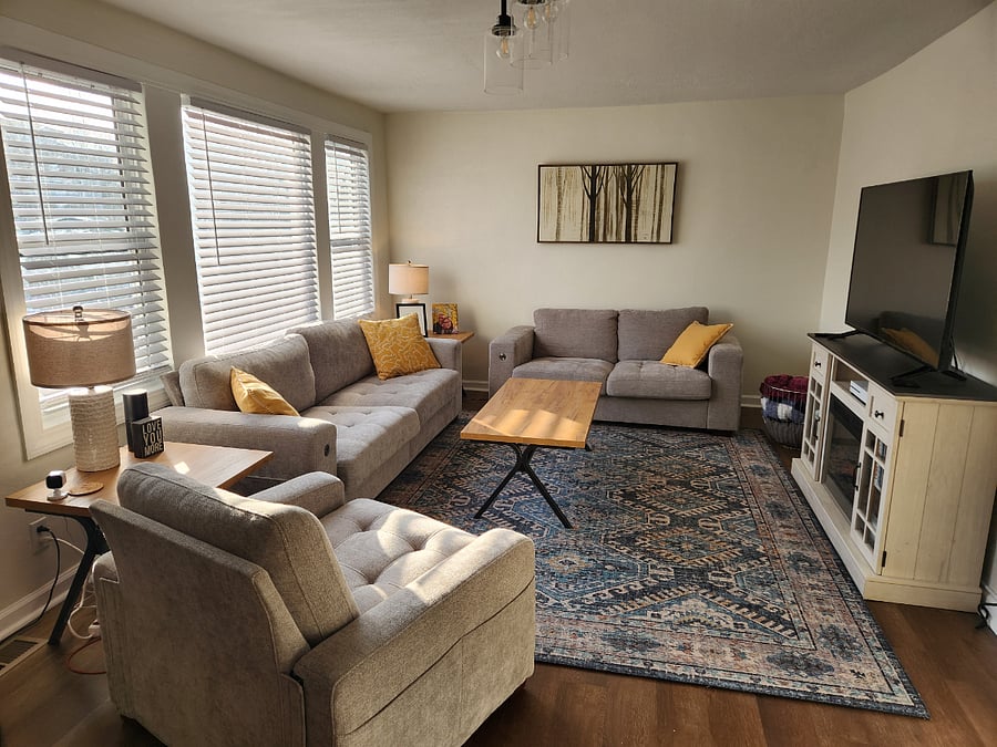 Shared living room with Smart TV 