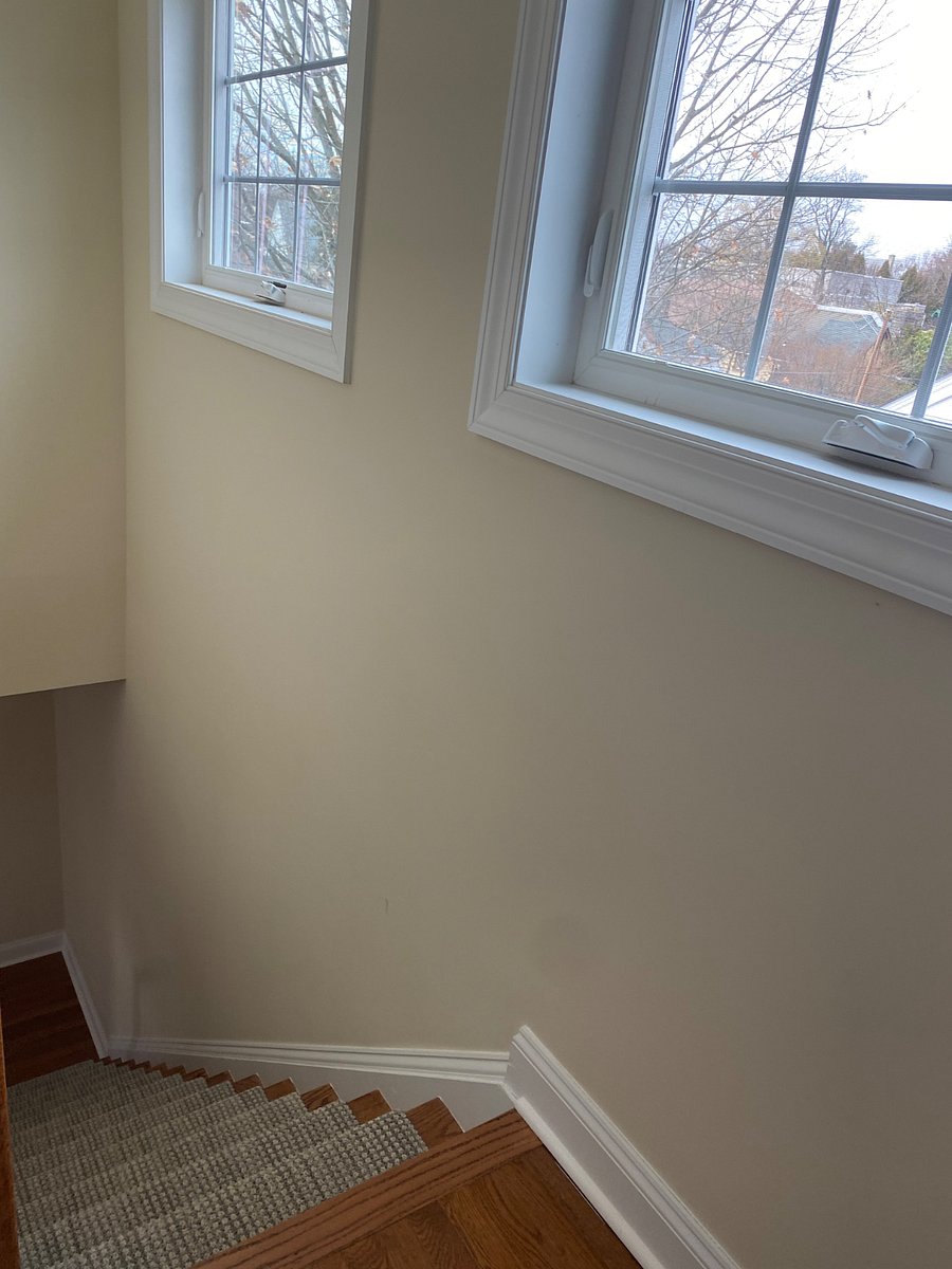 private entrance with steps to unit. 