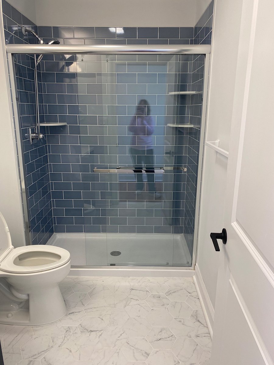 3rd floor bathroom 