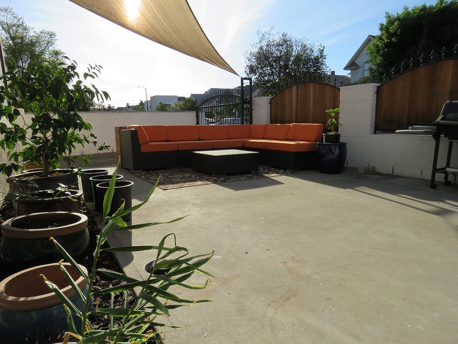 Outdoor patio (common area)
