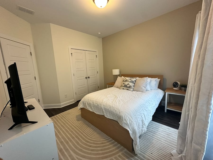 Furnished Finder property 948176_1 photo 8