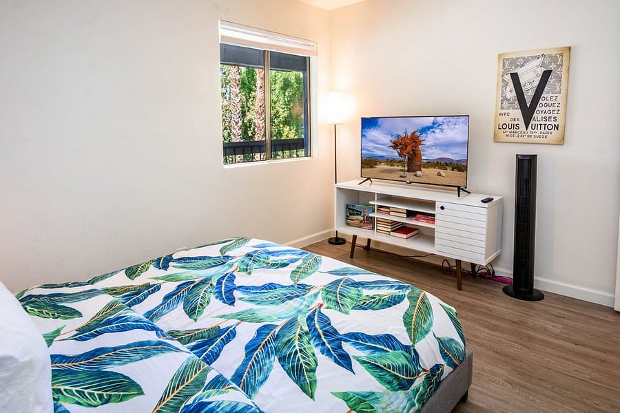 second bedroom
