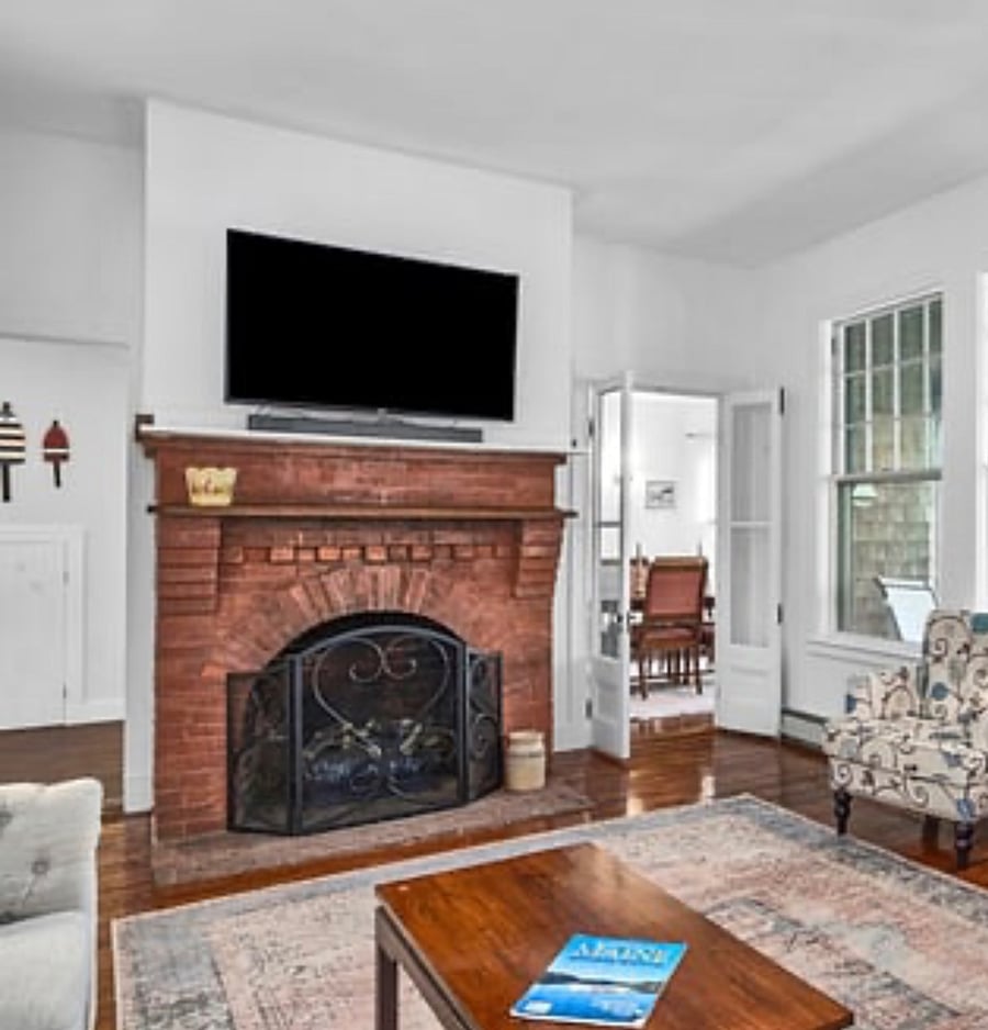 Living room with gas fireplace