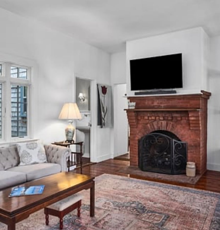 Living room with gas fireplace