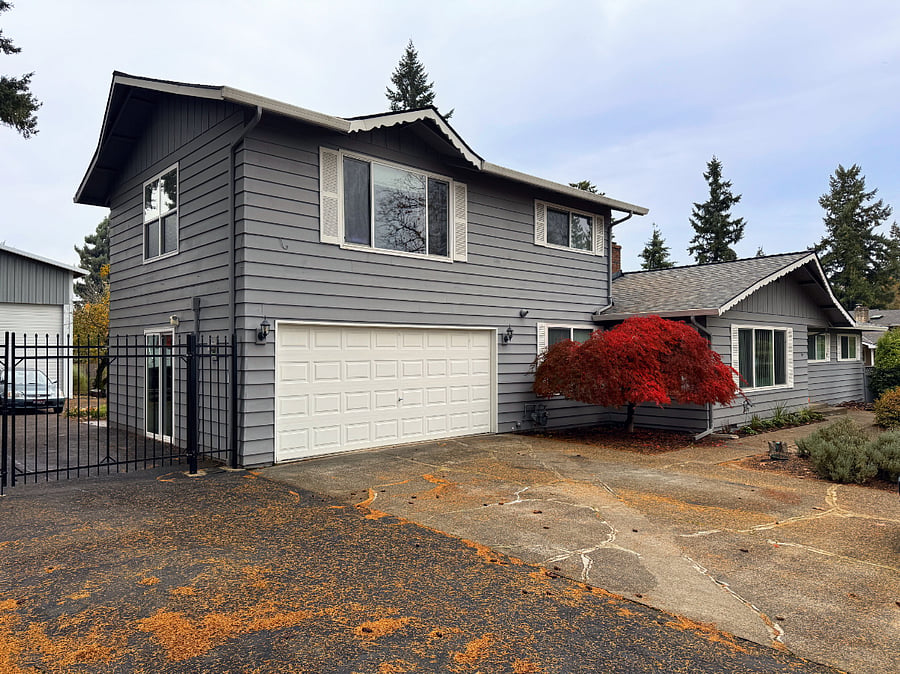 Loft is located above the garage.