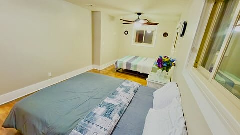 Bedroom 2 with 2 Queen Beds - Shared Bathroom