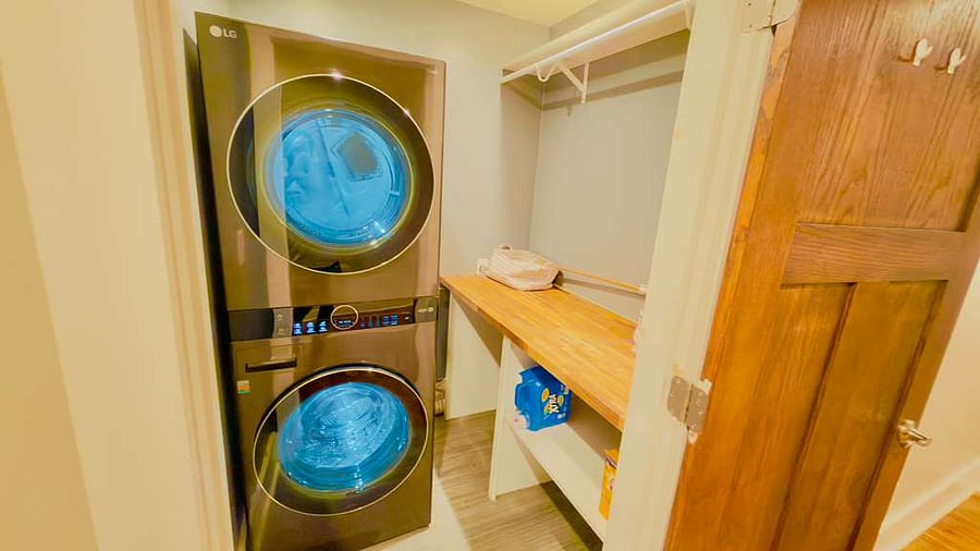 Laundry Room - Washer Dryer - Shared in House