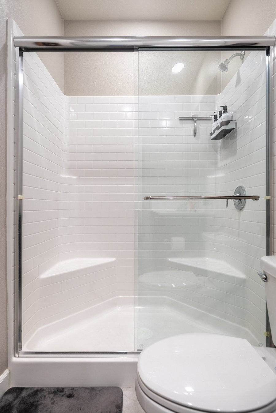 Easy-access full bathroom next to the sleep or office space