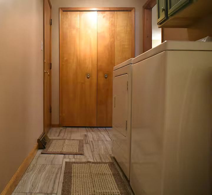 Furnished Finder property 948508_1 photo 32