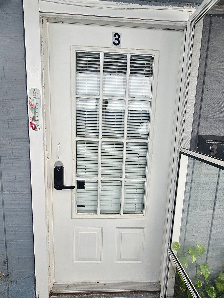 Room #3, with screen door and smart keypad with 4 digit pin code. To unlock, enter 4 digit pin and press #. To lock door hold door shut and door will lock automatically after 10 seconds.