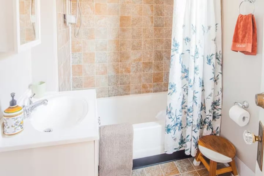 BathroomKi