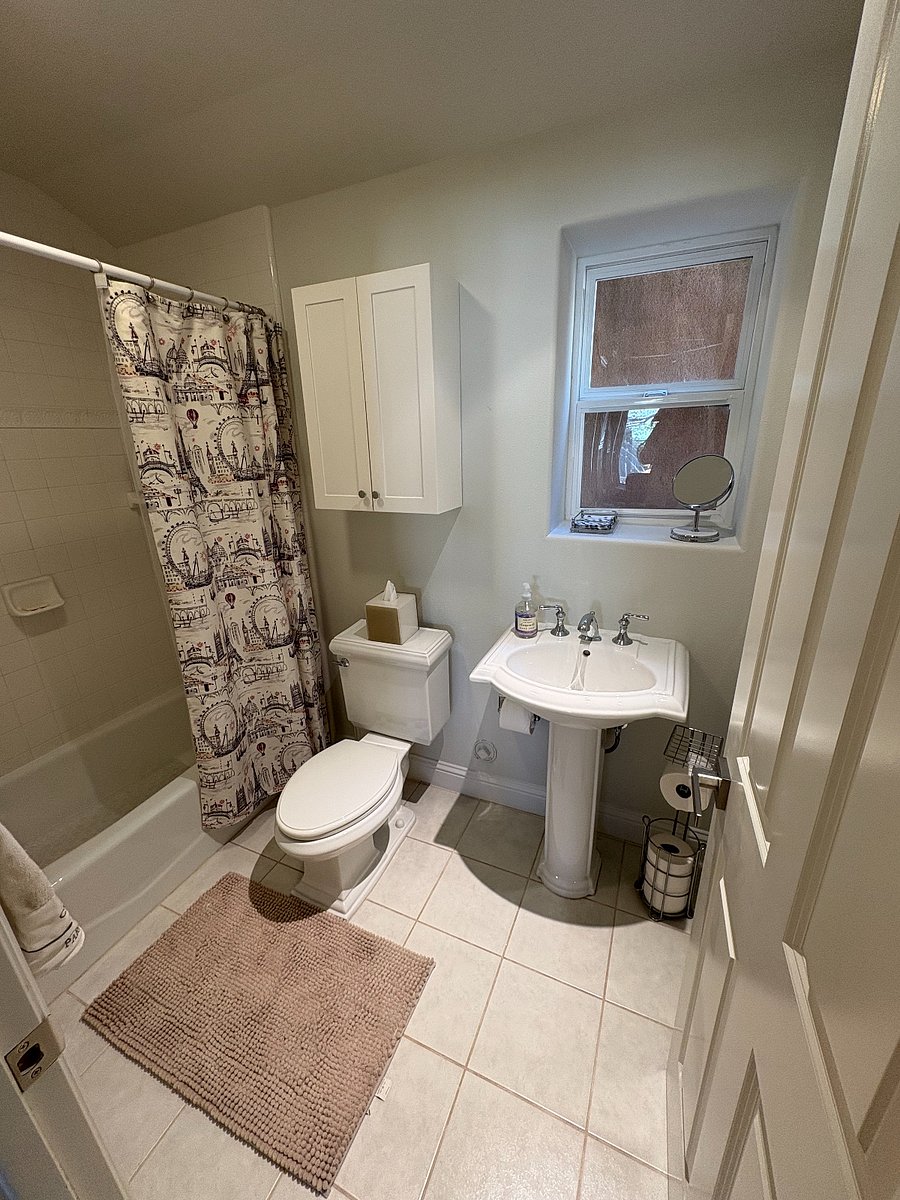 Full bathroom