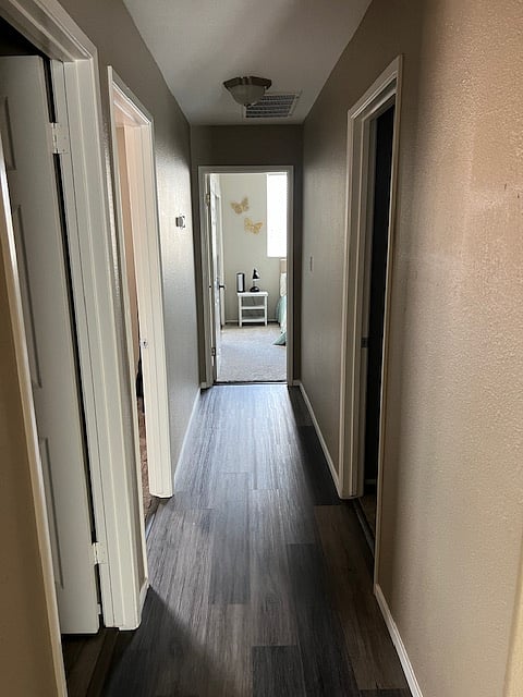 Upstairs Hallway towards bedrooms 