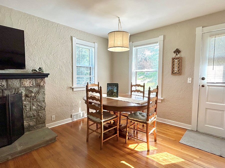 Dining area. Can expand easily to accomodate 6