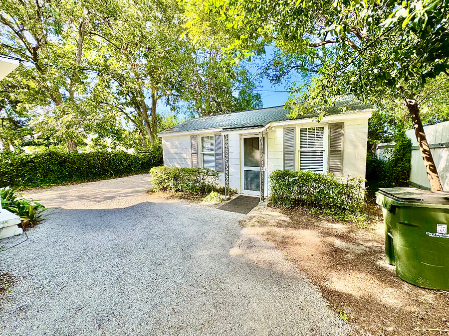 Front Driveway and Entrance 
