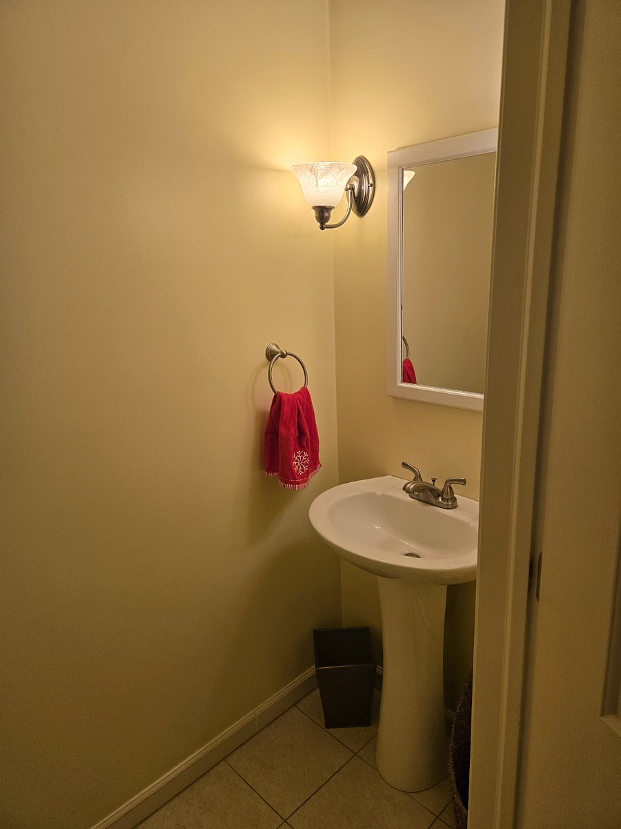 Powder room