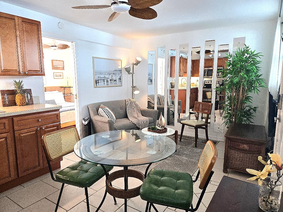 Open living space perfect for relaxing, dining, or planning your next beach day!