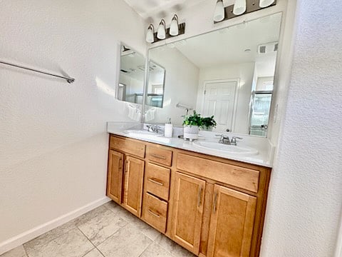 Double sink