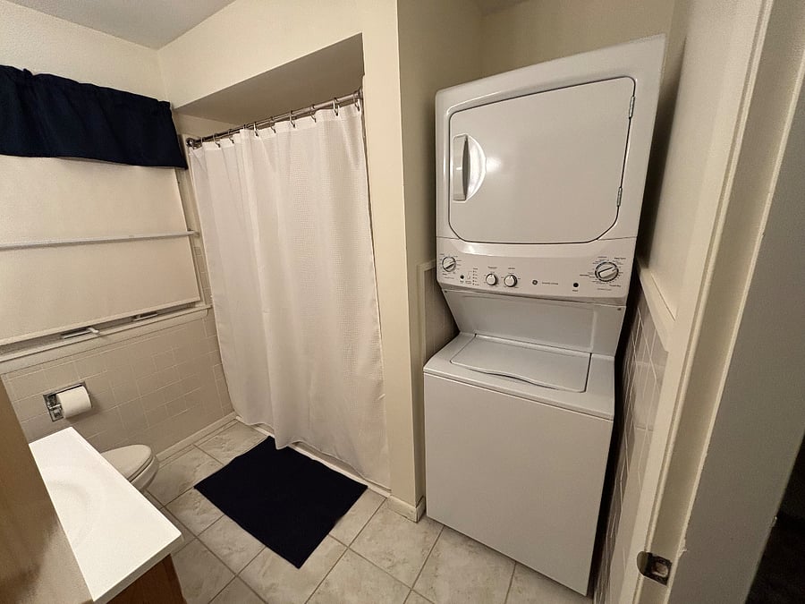 Bathroom/ Laundry
