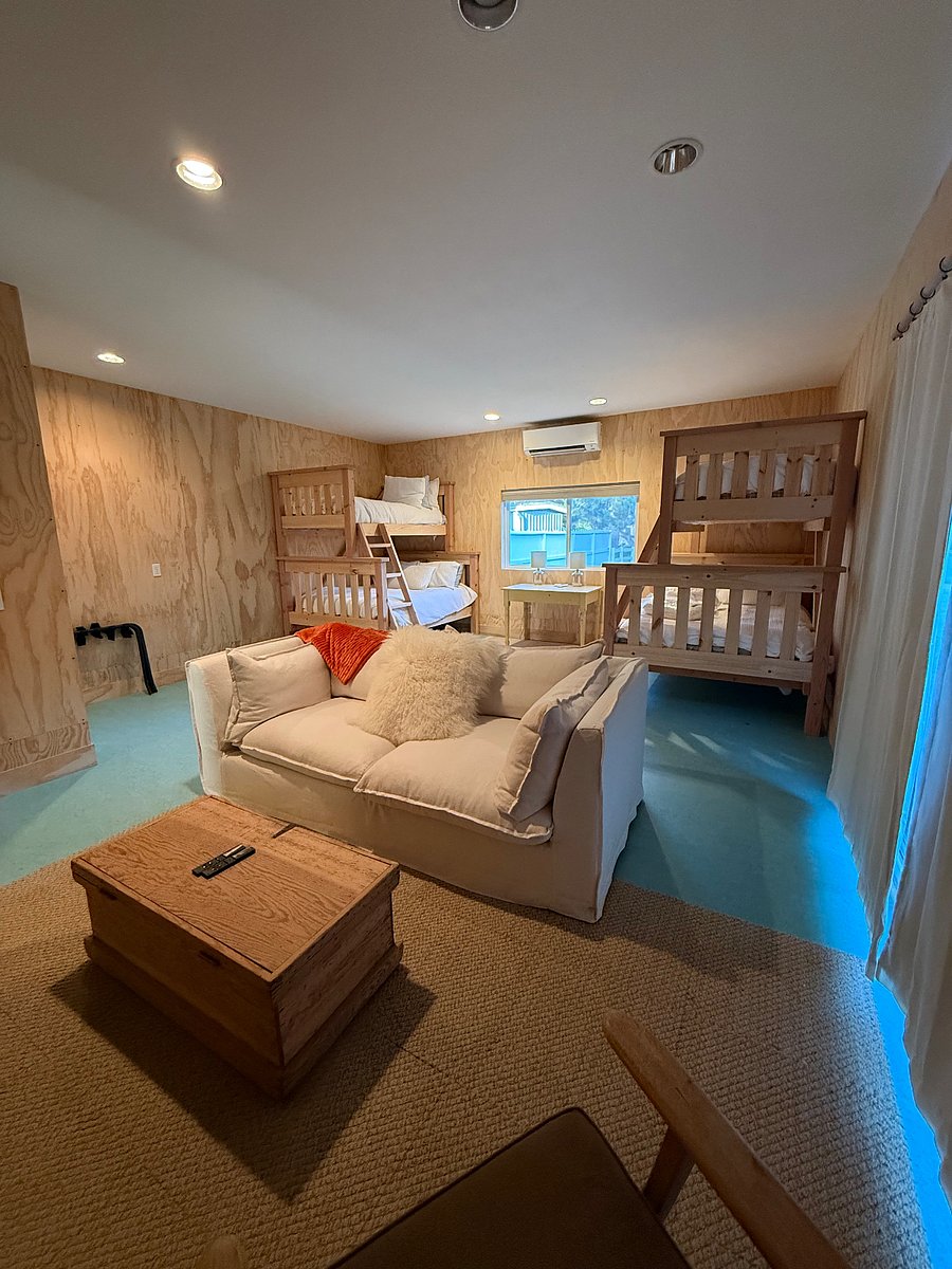 Bunk room