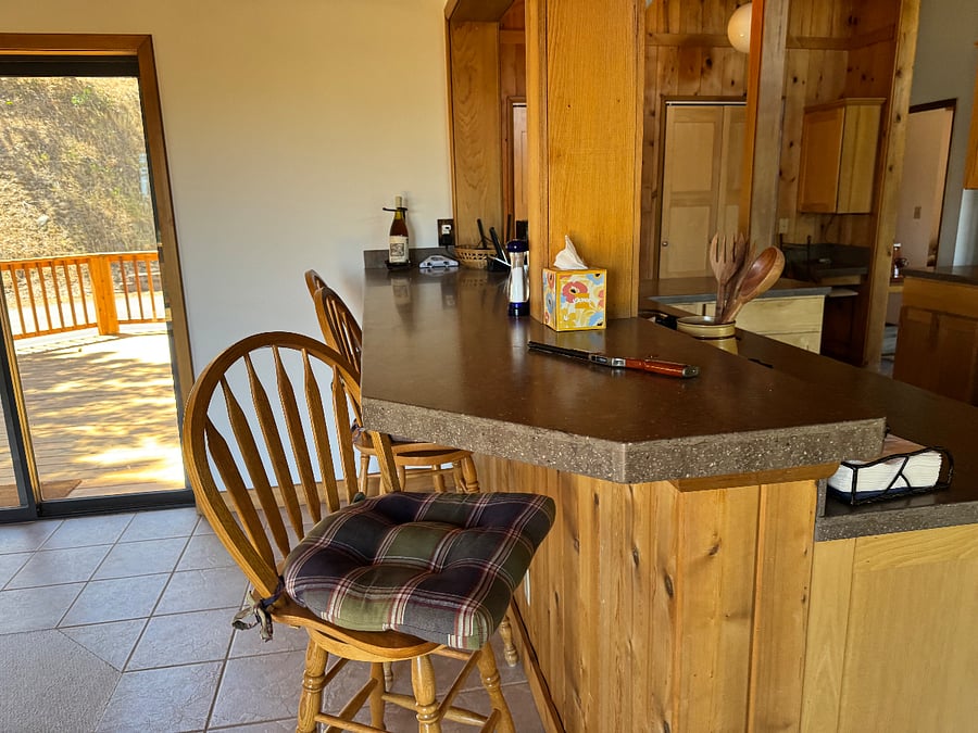 Breakfast bar
