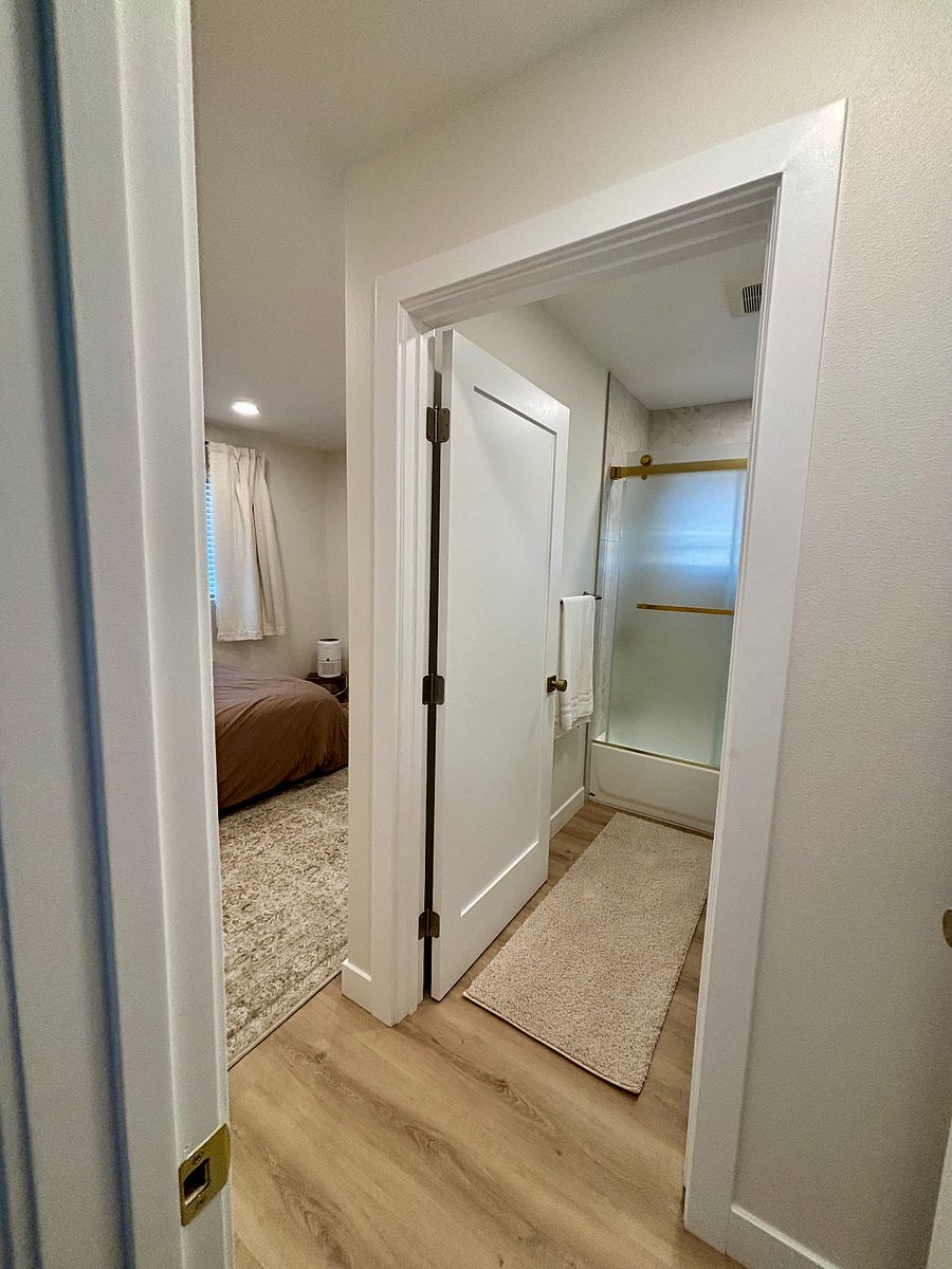 Upstairs suite with full bath