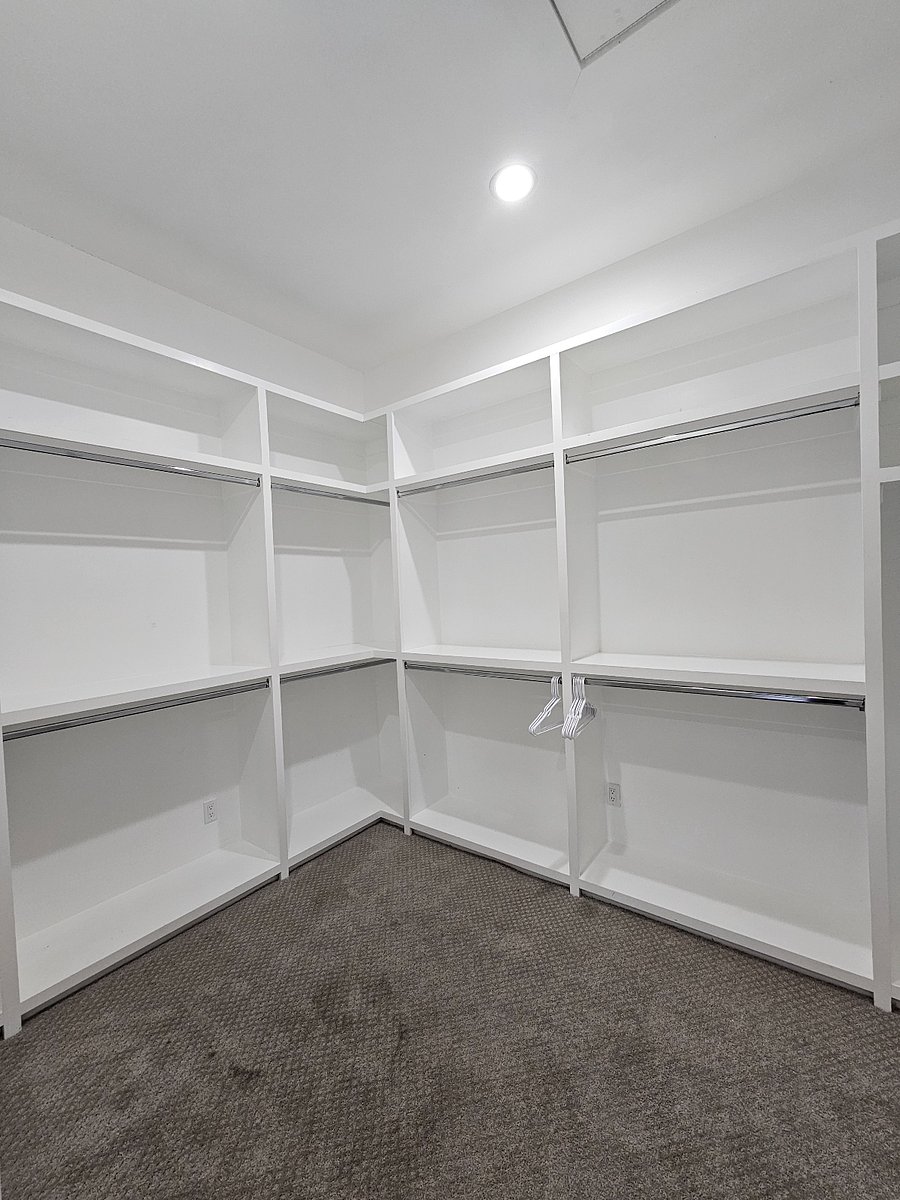 1st Floor Bedroom Closet