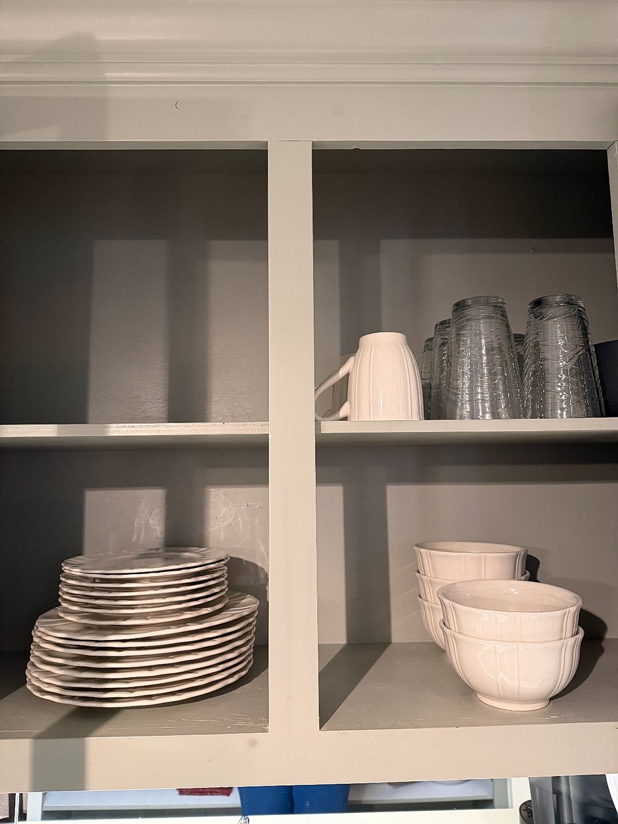 dinnerware