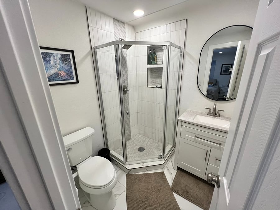 Main Bedroom Bathroom